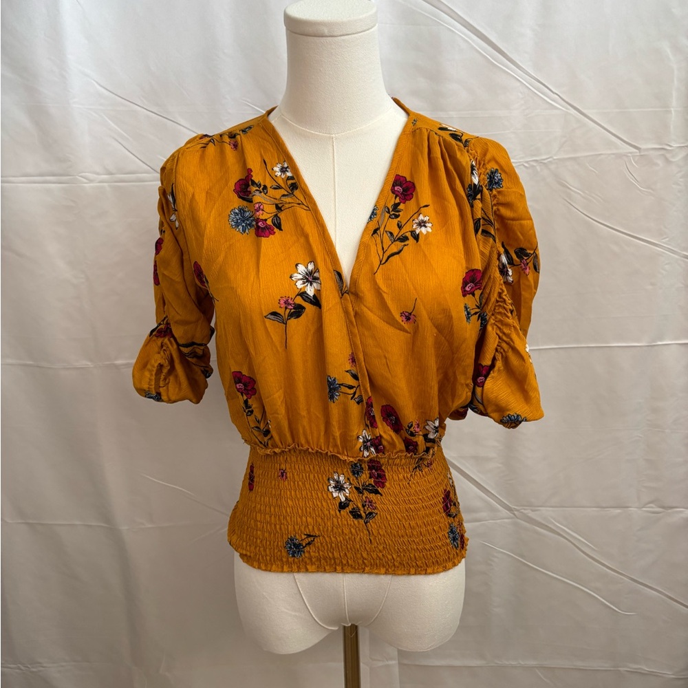 Tempted Los Angeles Mustard Floral Smocked Blouse‎ Size S